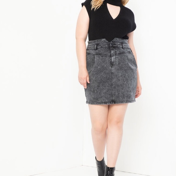 plus size black denim mini skirt